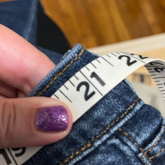 Old Navy Mid-rise Flare - Picture 2 of 8